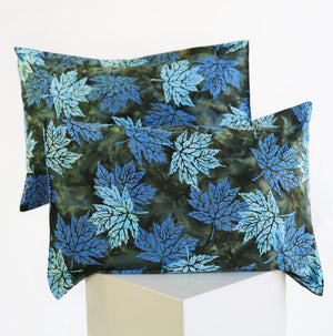 
            
                Load image into Gallery viewer, Autumn Leaves Pillowcase Set
            
        