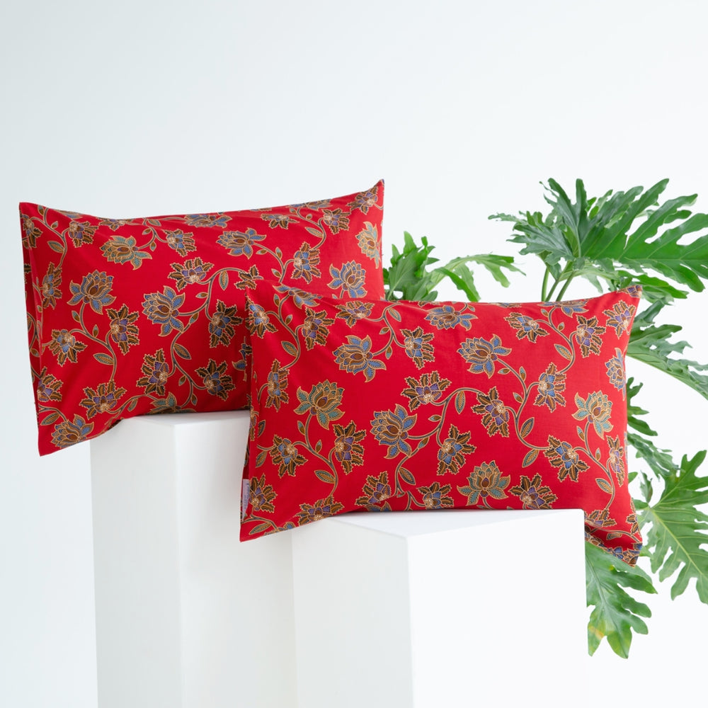 Crimson Lotus Pillowcase Set