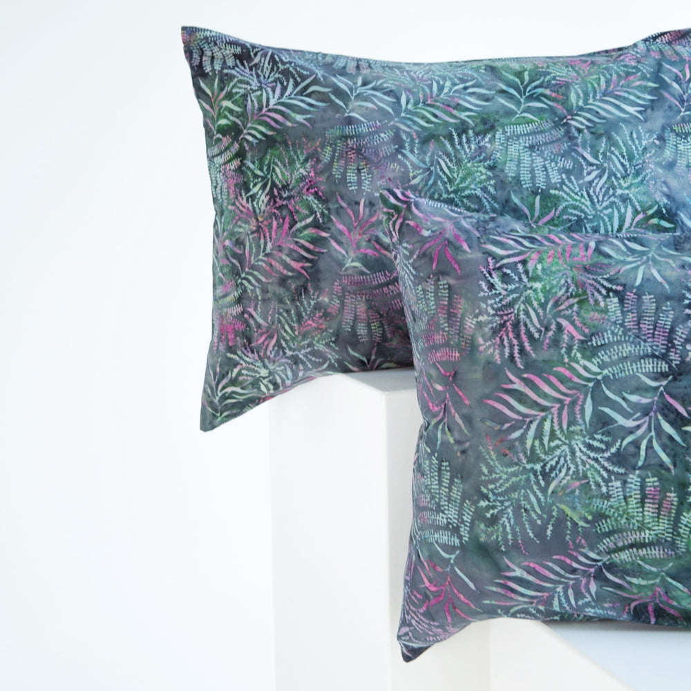 
            
                Load image into Gallery viewer, Dusk Rainforest Duvet Cover and Pillowcase Set
            
        