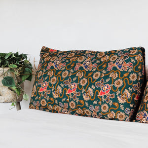 Emerald Valley Pillowcase Set