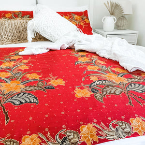 Red Moon Duvet Cover and Pillowcase Set