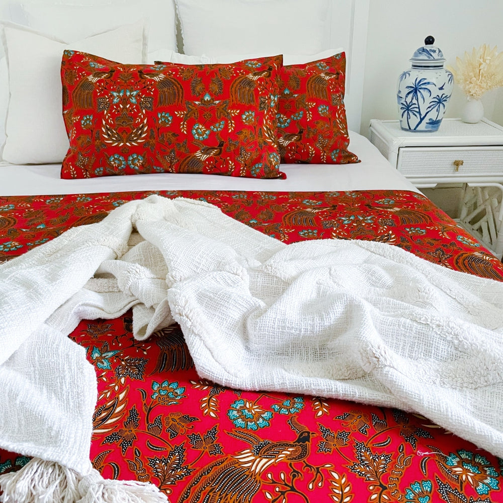 Red Peacock Duvet Cover and Pillowcase Set